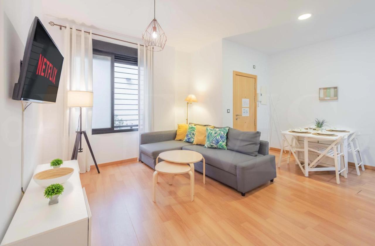 Relaxing Apartment With Community Pool & Parking- Center Málaga Extérieur photo