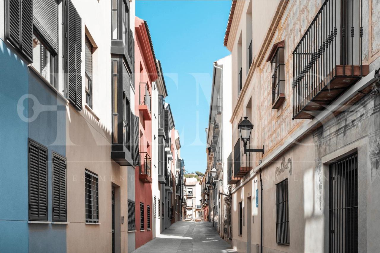 Relaxing Apartment With Community Pool & Parking- Center Málaga Extérieur photo