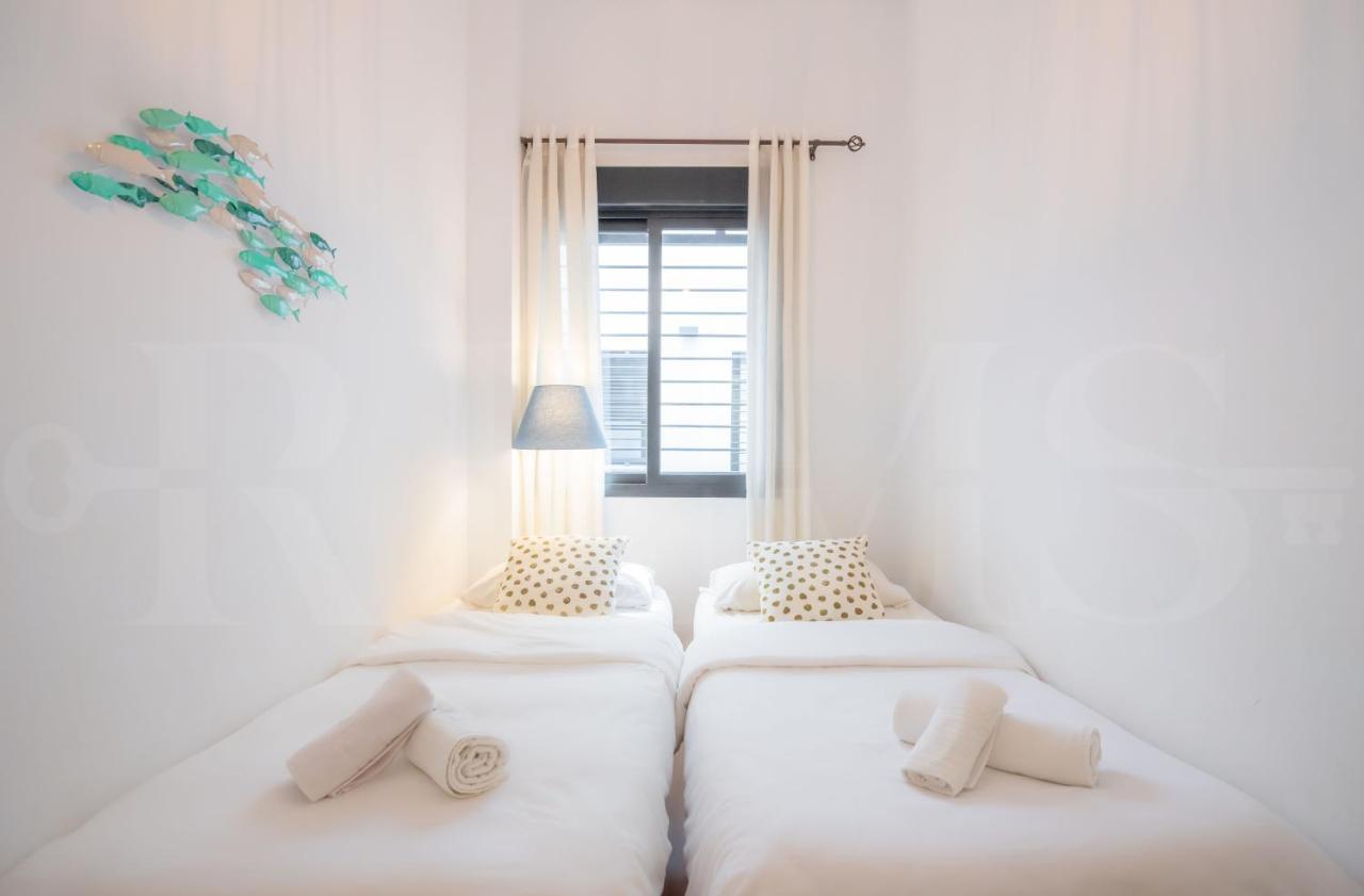 Relaxing Apartment With Community Pool & Parking- Center Málaga Extérieur photo